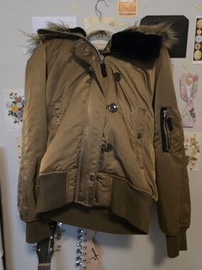 GAP Women’s Olive/Brown Bomber Jacket with Faux Fur Trim Hood (women's M)